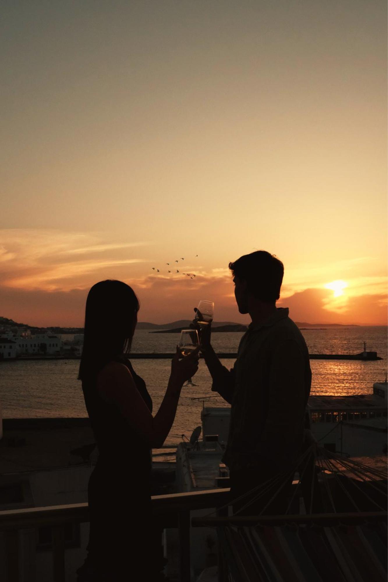 Yalos Sunset View Private Bed & Breakfast